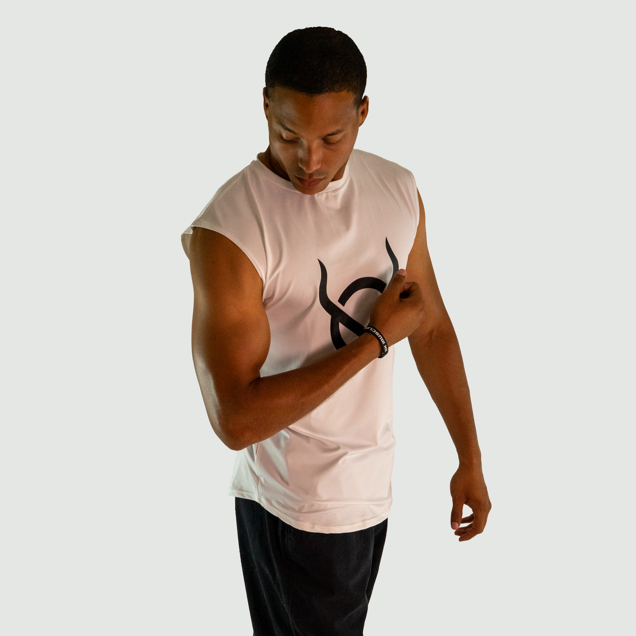 OX SLEEVELESS TANK